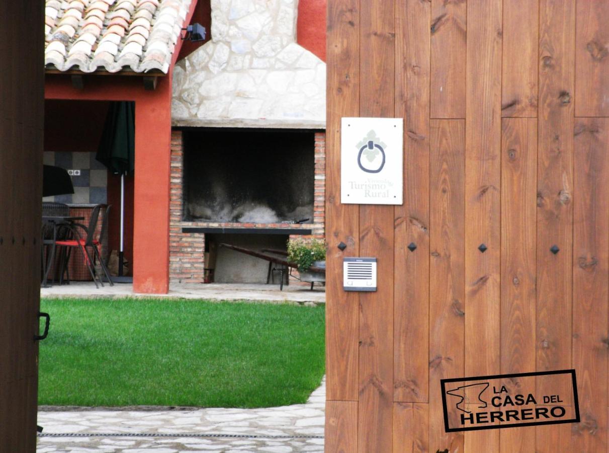La Casa Del Herrero El Poyo 外观 照片