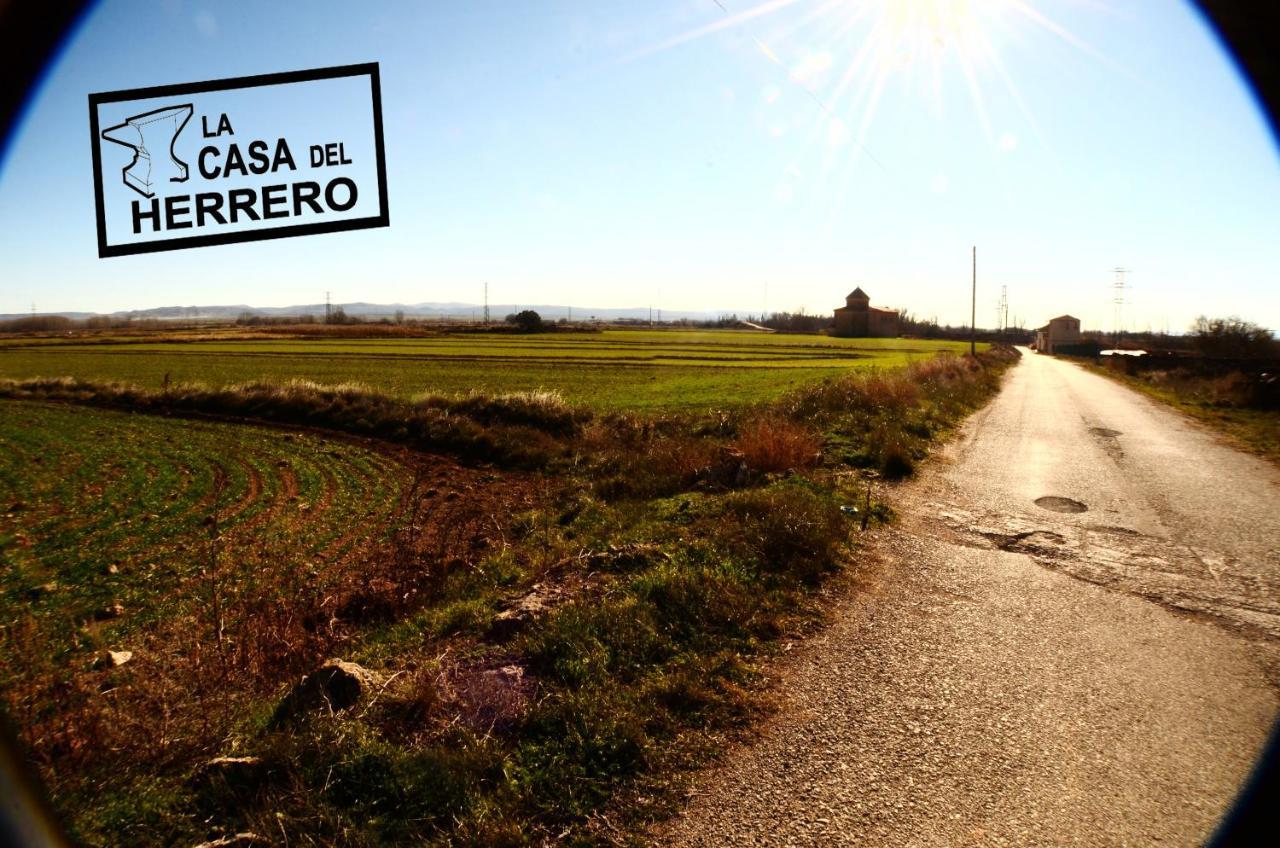 La Casa Del Herrero El Poyo 外观 照片