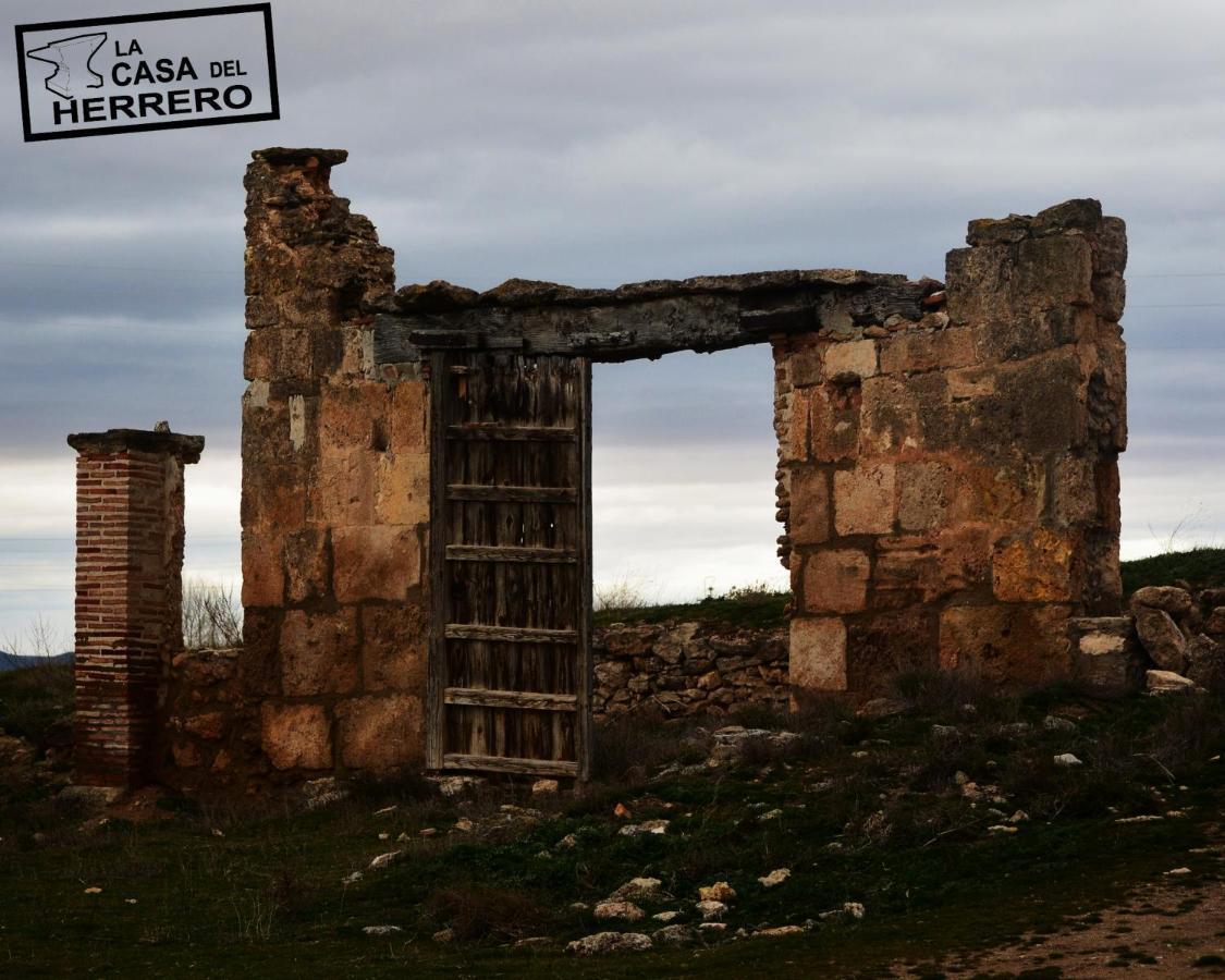 La Casa Del Herrero El Poyo 外观 照片